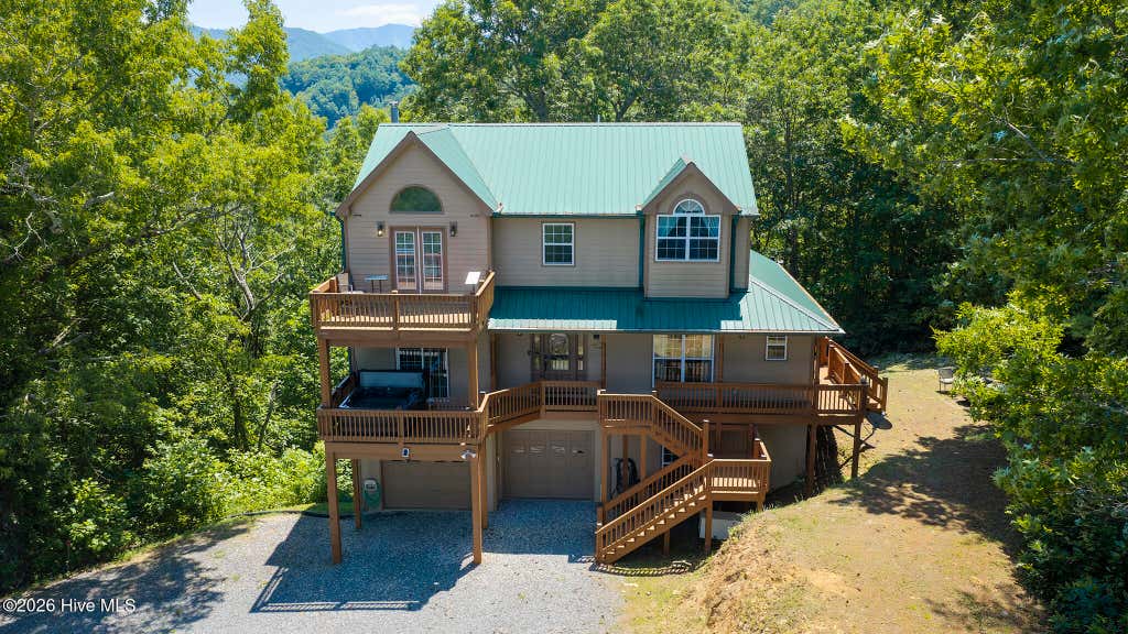 Photo of 135 Eagles Nest Road, Fontana Dam, NC 28733 (MLS # 100594757)