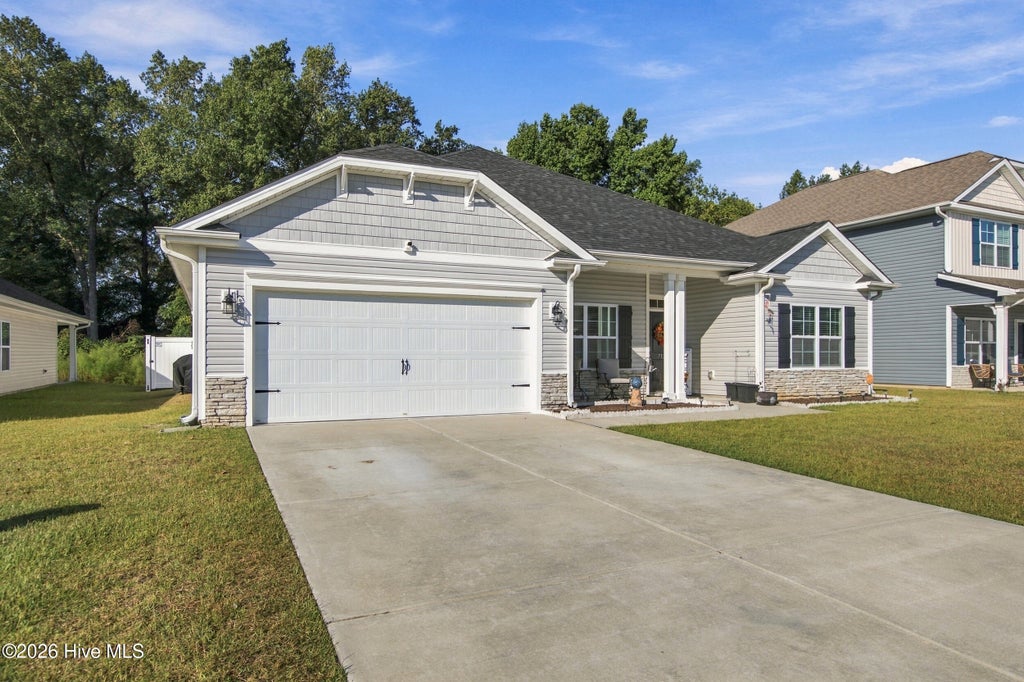 Photo of 715 Greenwich Place, Richlands, NC 28574 (MLS # 100607519)