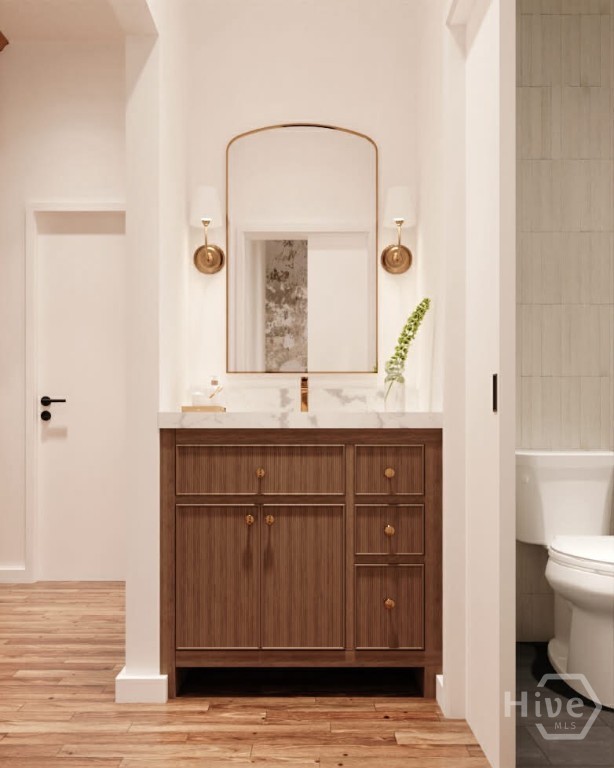 283 East Clayton Street 204