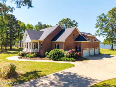 Homes For Sale - 229 Grassy Point Drive # 229<br/> Hertford, NC 27944