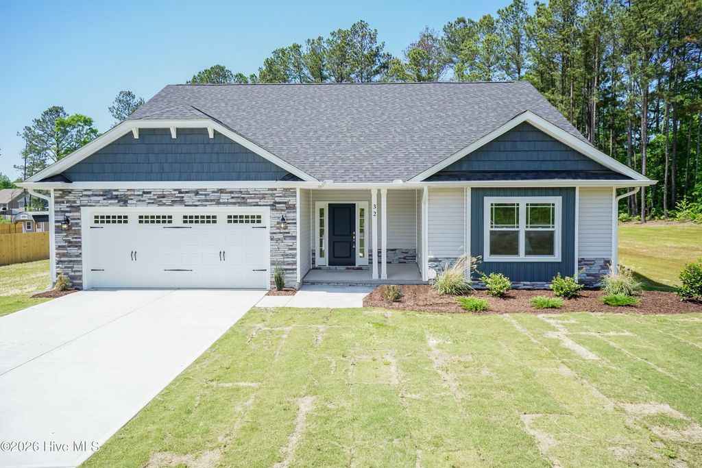 Photo of 111 Oxford Court, La Grange, NC 28511 (MLS # 100547726)