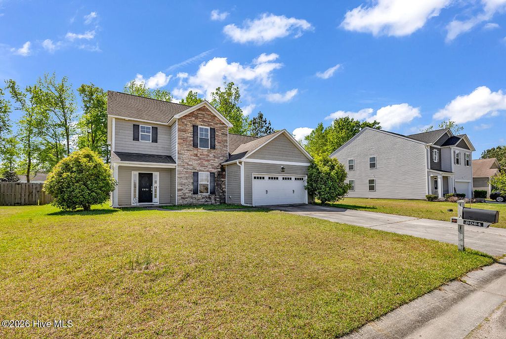 Photo of 8064 W Highcroft Drive NE, Leland, NC 28451 (MLS # 100566438)