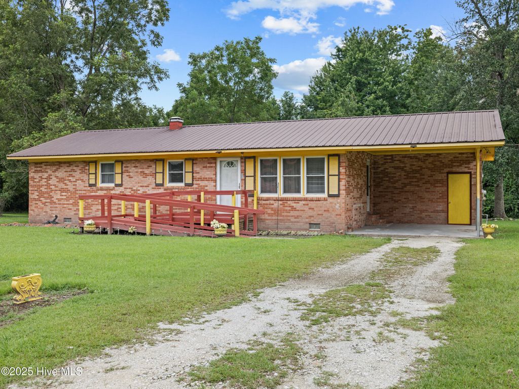 Photo of 115 Billy Hudson Road, Jacksonville, NC 28540 (MLS # 100524273)