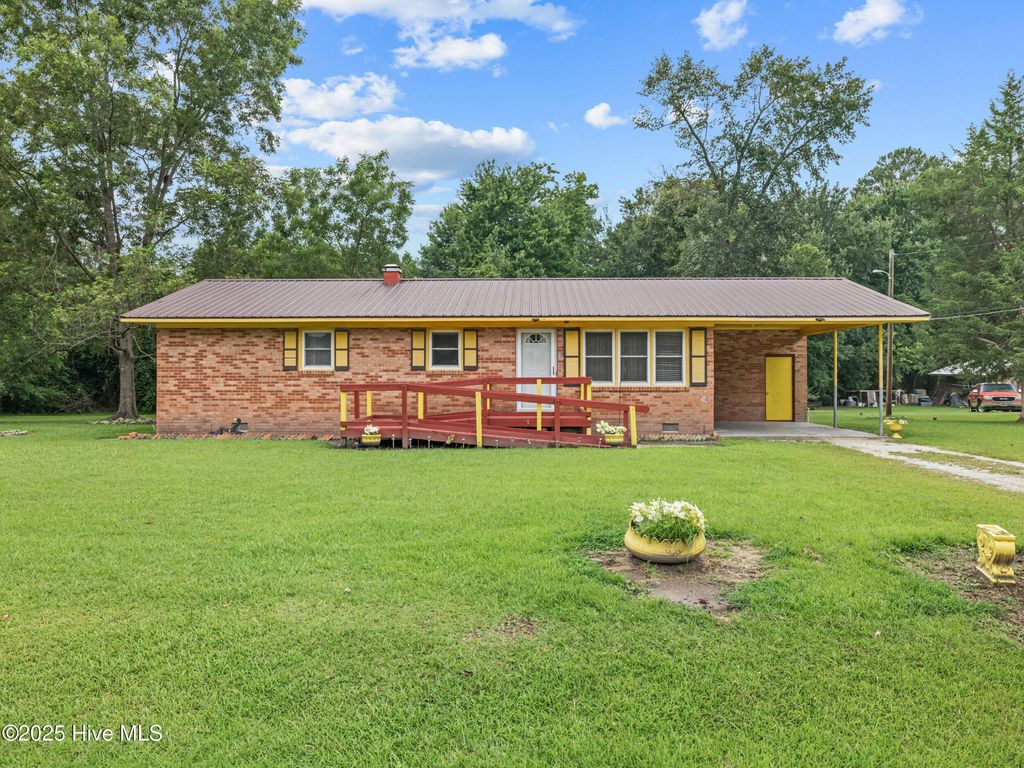 Photo of 115 Billy Hudson Road, Jacksonville, NC 28540 (MLS # 100524273)