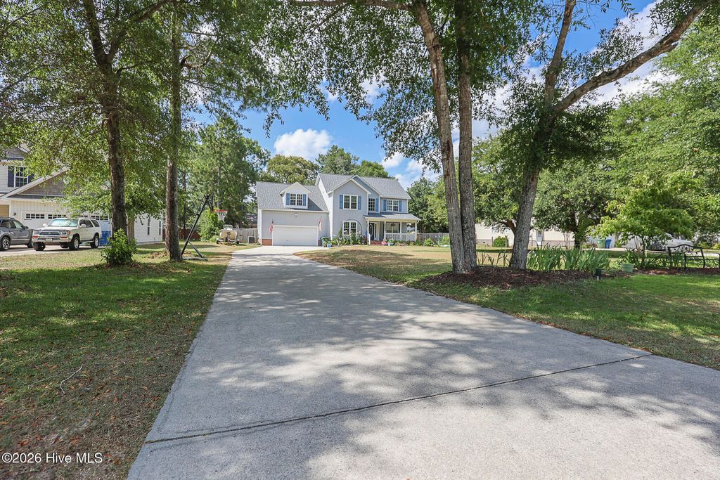Photo of 1636 Chadwick Shores Drive, Sneads Ferry, NC 28460 (MLS # 100584253)