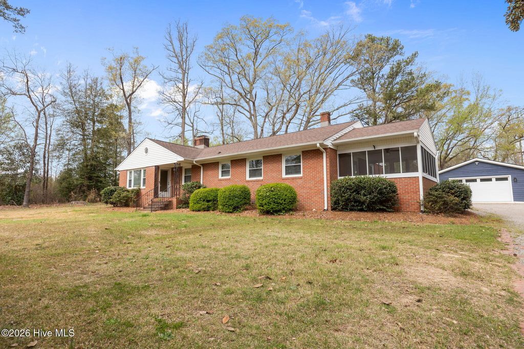 Photo of 1420 Us 1 Highway, Cameron, NC 28326 (MLS # 100564704)