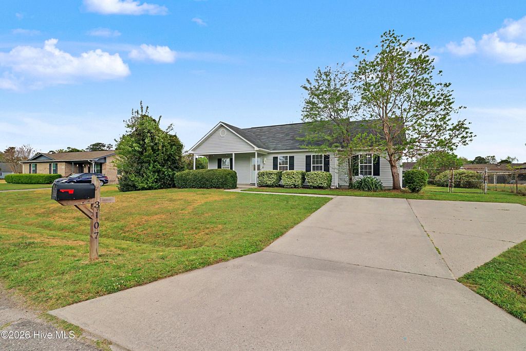 Photo of 3107 Harvest Road, Castle Hayne, NC 28429 (MLS # 100564636)