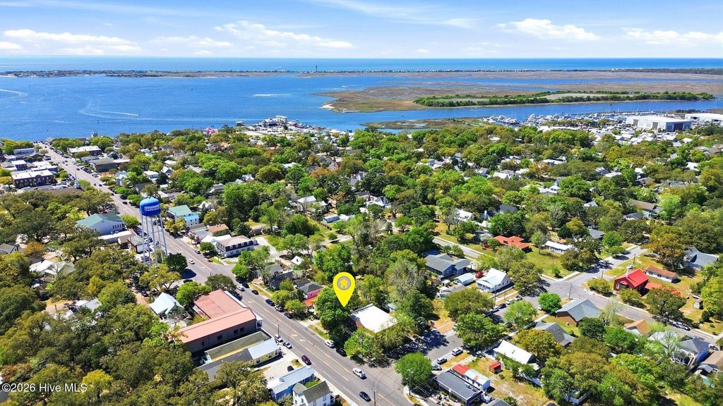 Photo of 413 N Howe Street, Southport, NC 28461 (MLS # 100567964)