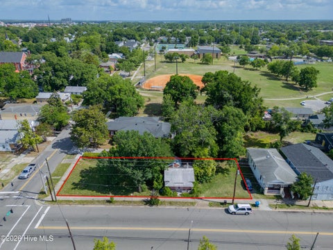 Tiny photo for 805 Castle Street, Wilmington, NC 28401 (MLS # 100579979)