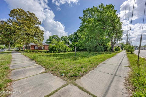Tiny photo for 805 Castle Street, Wilmington, NC 28401 (MLS # 100579979)