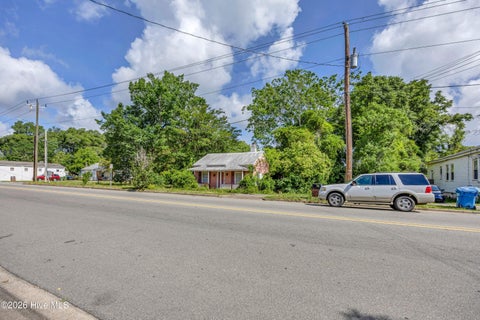 Tiny photo for 805 Castle Street, Wilmington, NC 28401 (MLS # 100579979)