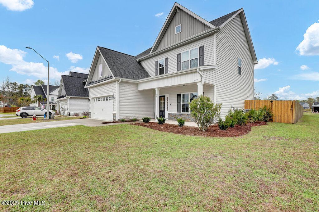 Photo of 10 Abaco Way, Hampstead, NC 28443 (MLS # 100500102)