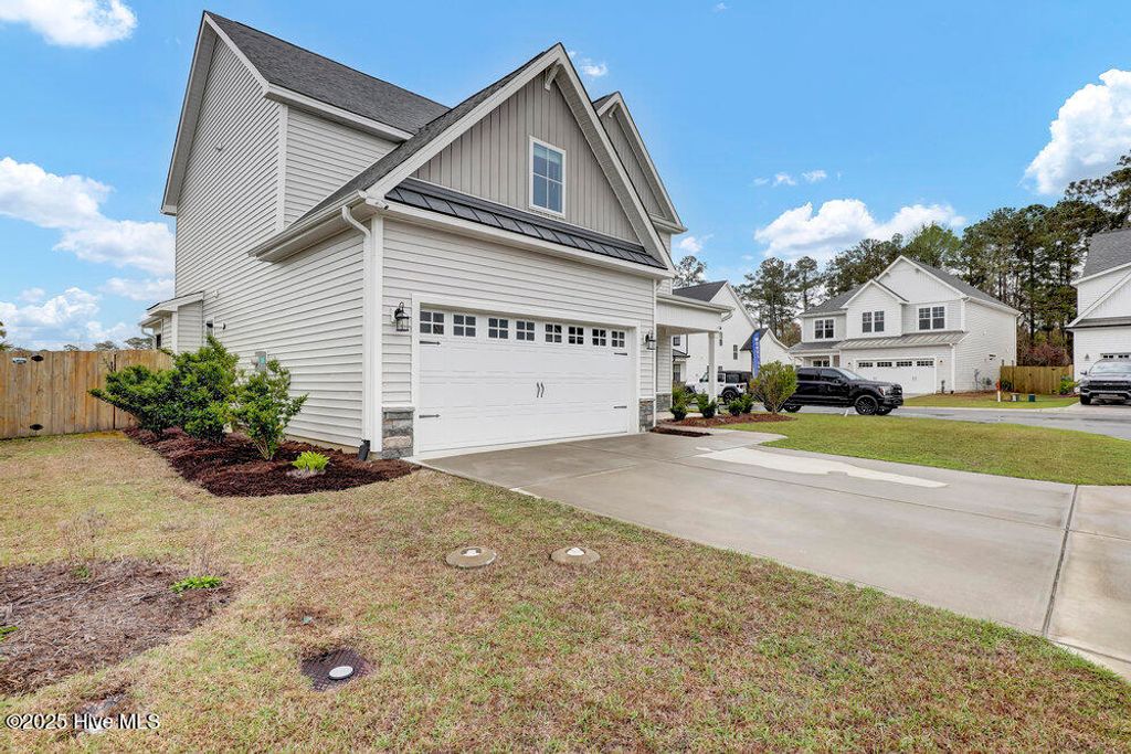 Photo of 10 Abaco Way, Hampstead, NC 28443 (MLS # 100500102)
