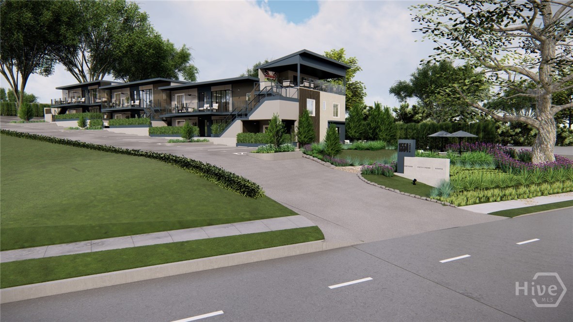 1554 S Lumpkin Street 1