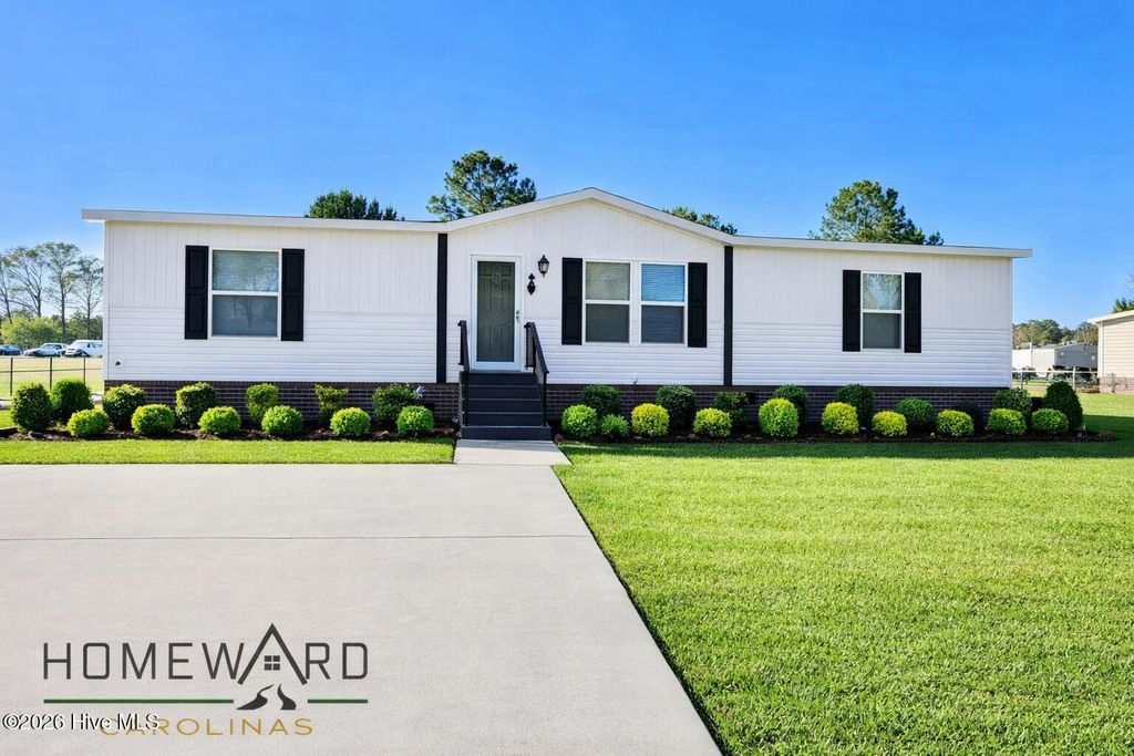 Photo of 3008 Masters Drive, La Grange, NC 28551 (MLS # 100561927)