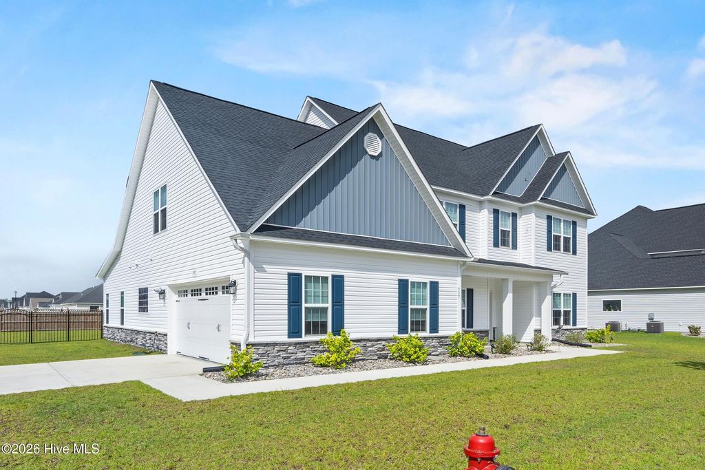 Photo of 937 Uplands Lane, Jacksonville, NC 28546 (MLS # 100576499)