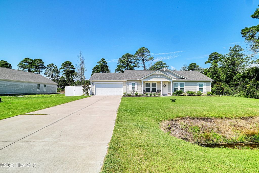 Photo of 870 Pine Needles Road, Southport, NC 28461 (MLS # 100518644)