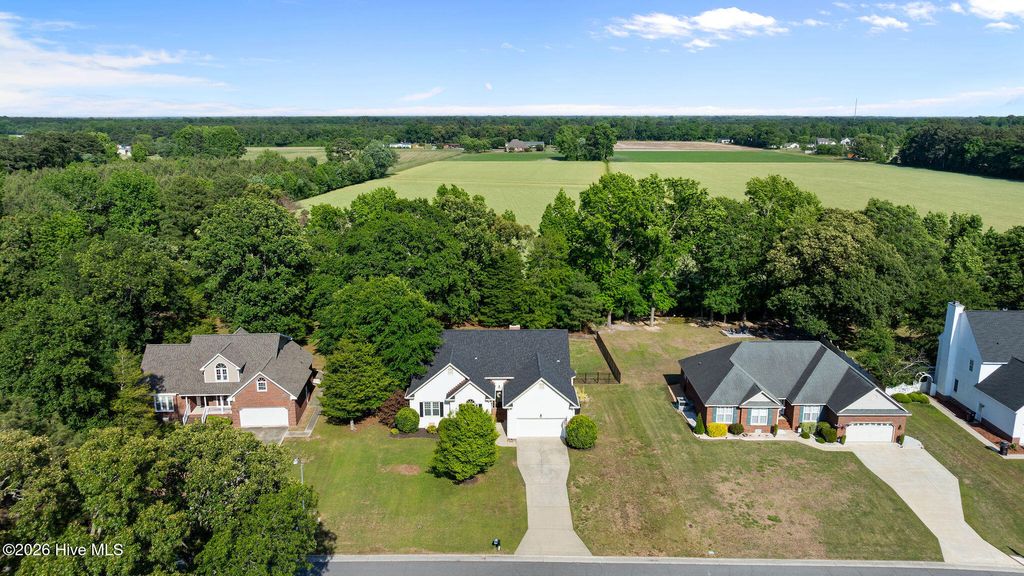 Photo of 210 Creekside Drive, Goldsboro, NC 27534 (MLS # 100571150)