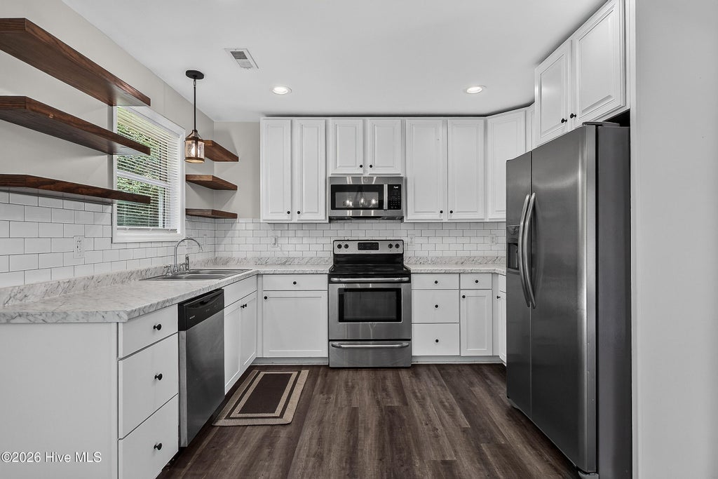 Photo of 912 Laurel Lane, Jacksonville, NC 28546 (MLS # 100600990)