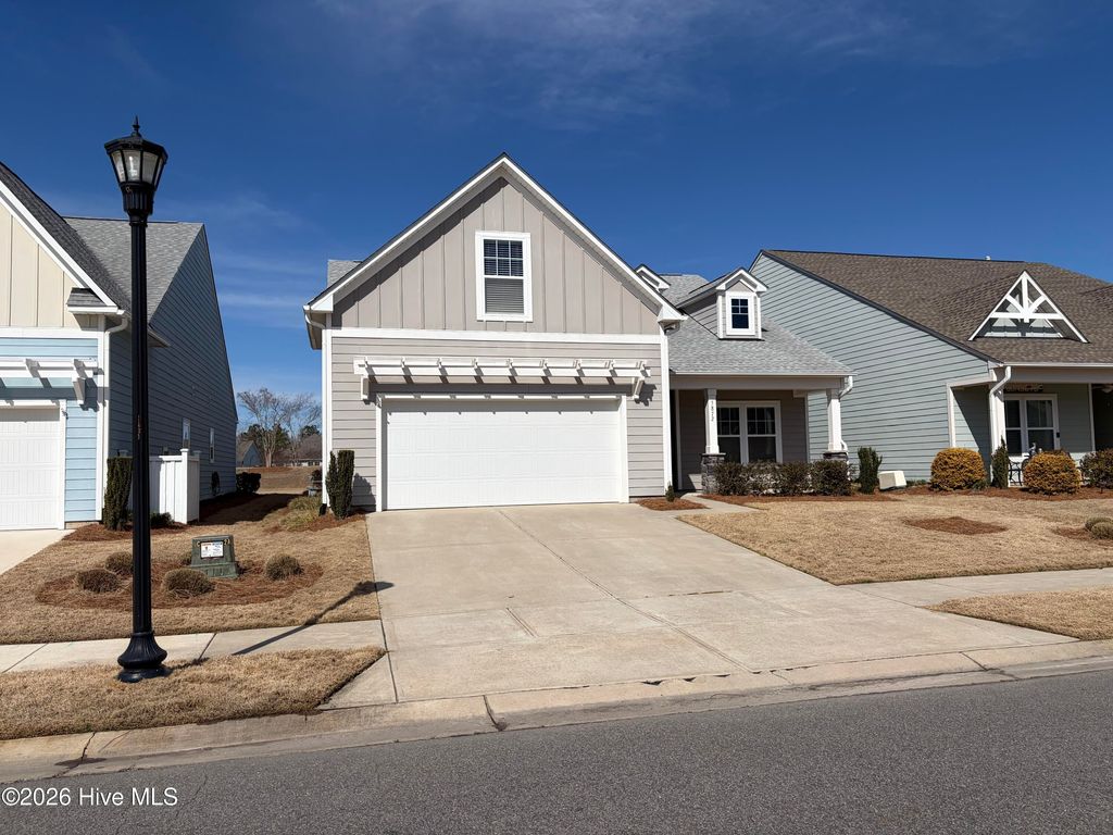 Photo of 5872 Park West Circle, Leland, NC 28451 (MLS # 100578710)