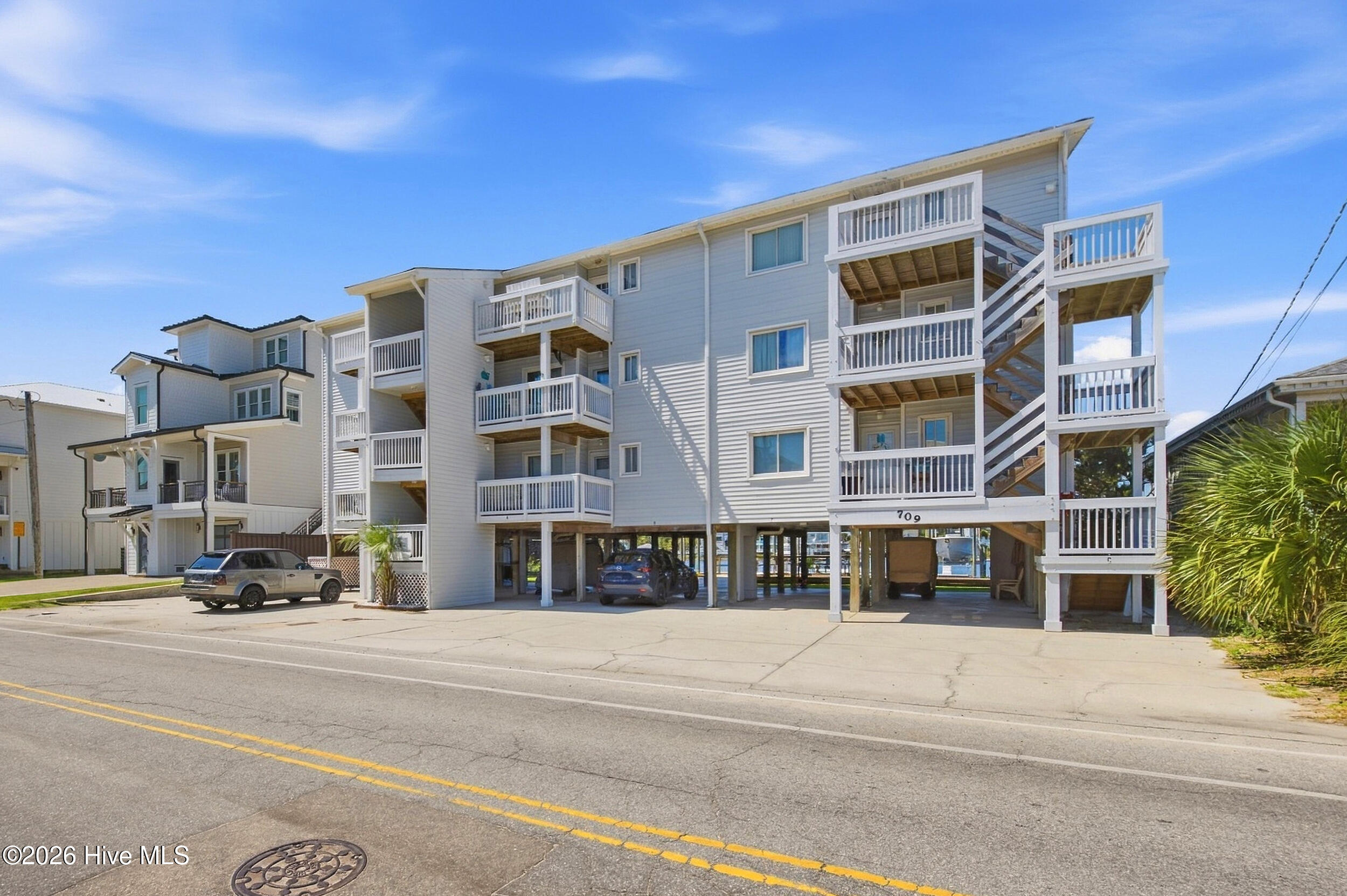 709 Canal Drive Apt 3b