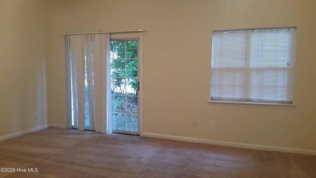 Photo of 1404 Tanager Court, Wilmington, NC 28403 (MLS # 100587930)