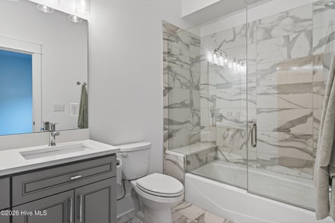 Tiny photo for 614 Peacock Lane #Apt 1, Wilmington, NC 28401 (MLS # 100580604)