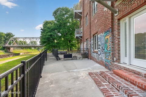 Tiny photo for 614 Peacock Lane #Apt 1, Wilmington, NC 28401 (MLS # 100580604)