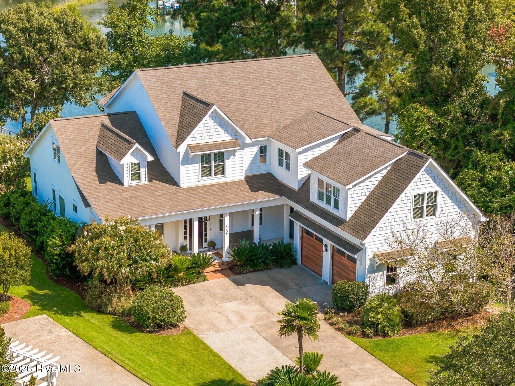 4302 Lauralis Bluff Court