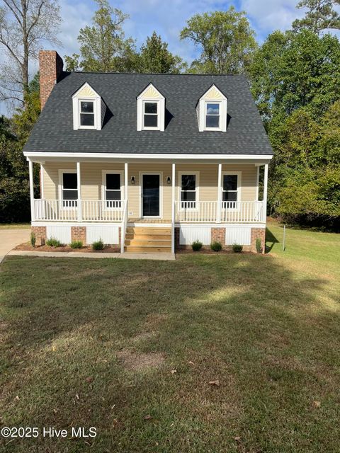 Homes For Sale - 3217 Fieldstream Drive<br/> Wilson, NC 27896