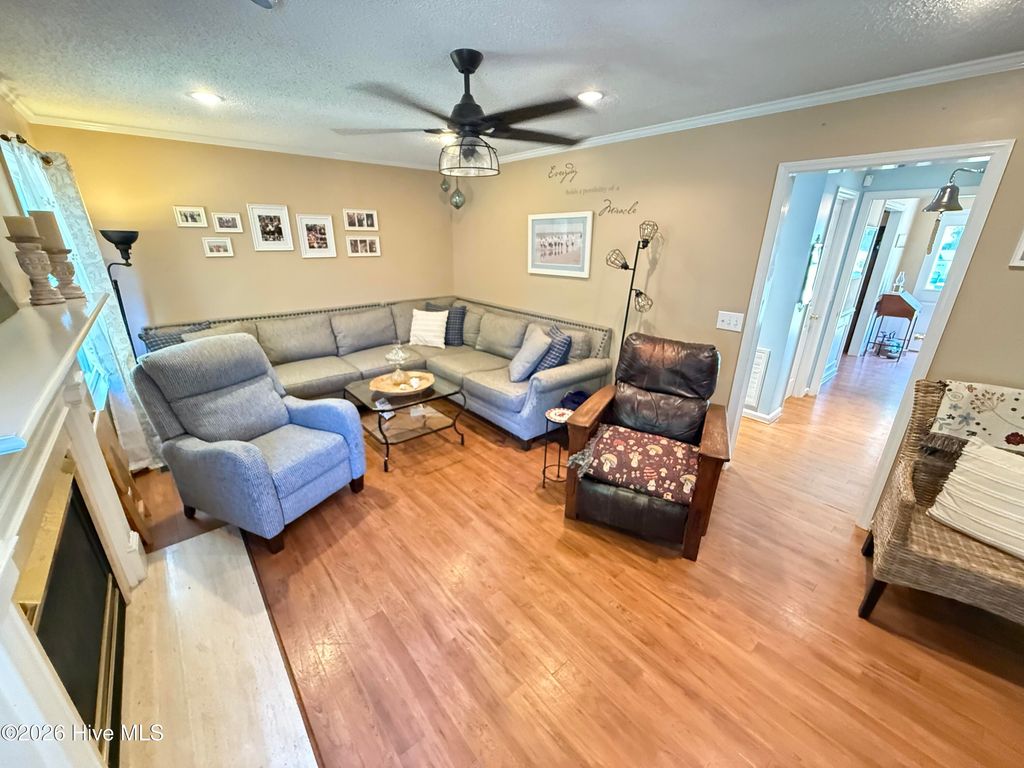 Photo of 103 Ridgecrest Drive, Mount Olive, NC 28365 (MLS # 100568634)