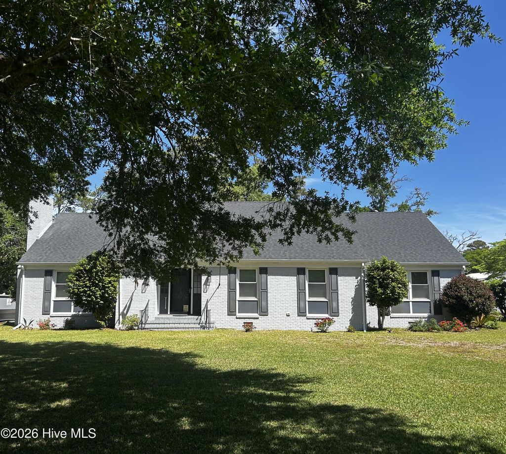 Photo of 5120 Holly Lane, Morehead City, NC 28557 (MLS # 100570299)