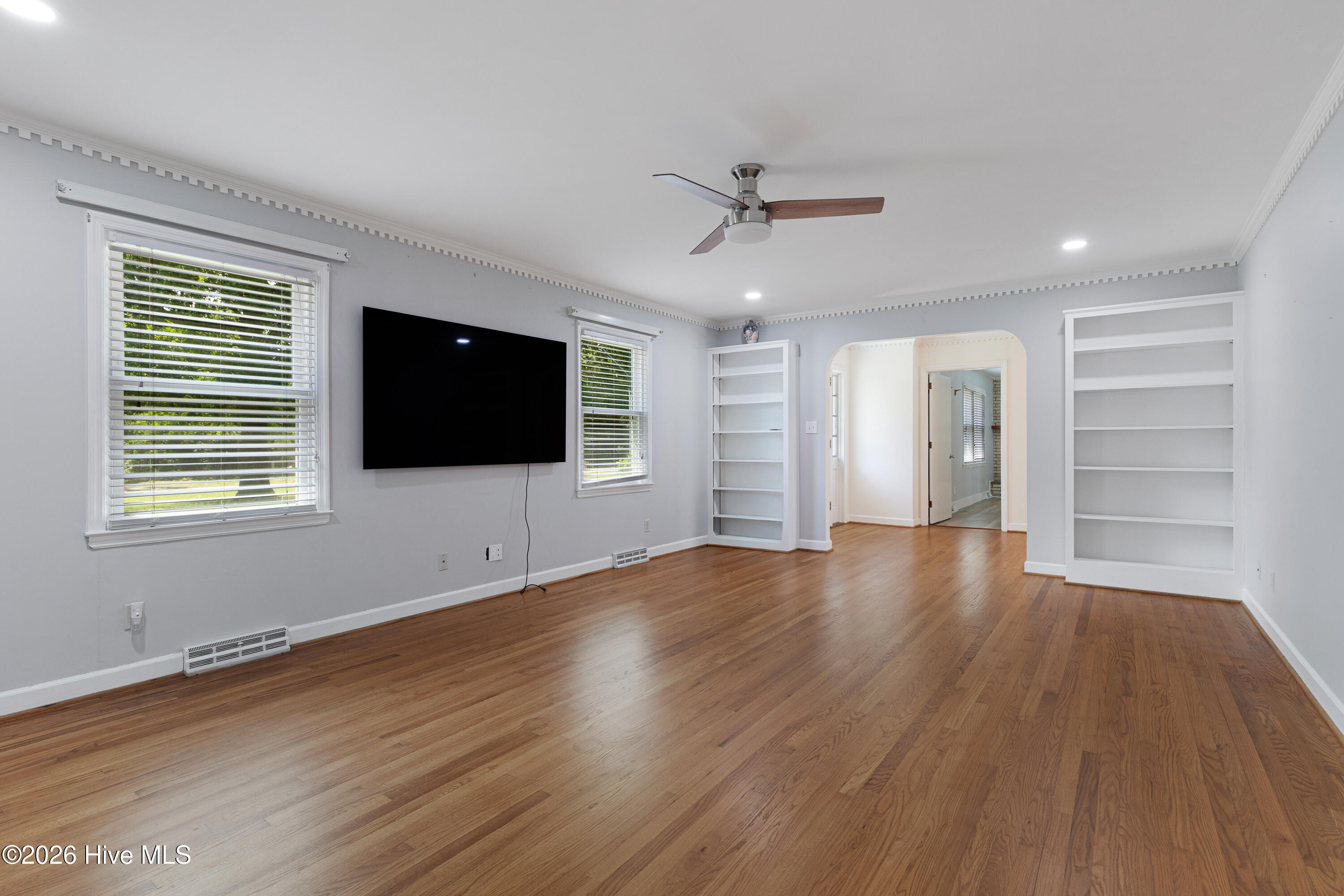 5120 Holly Lane