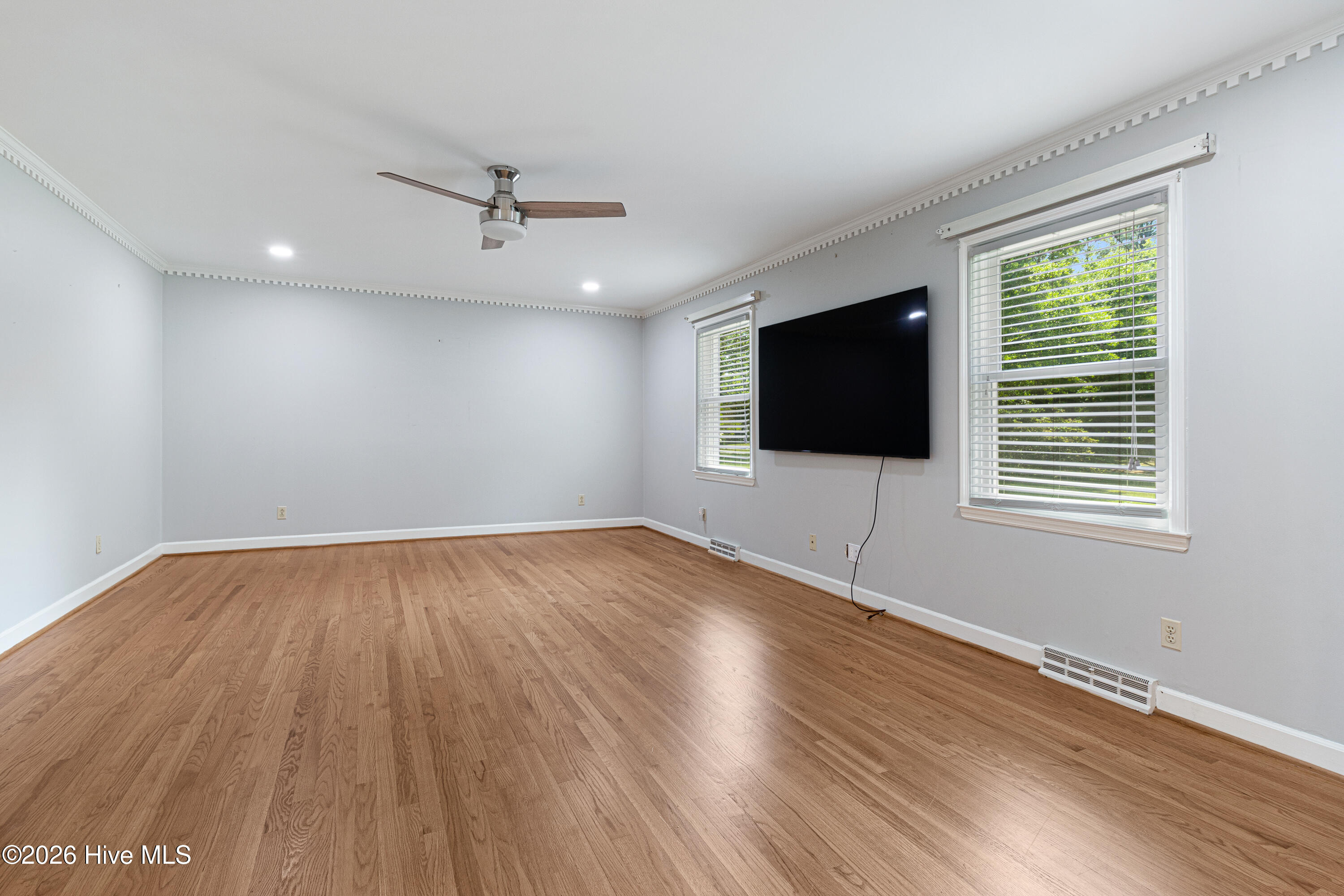5120 Holly Lane