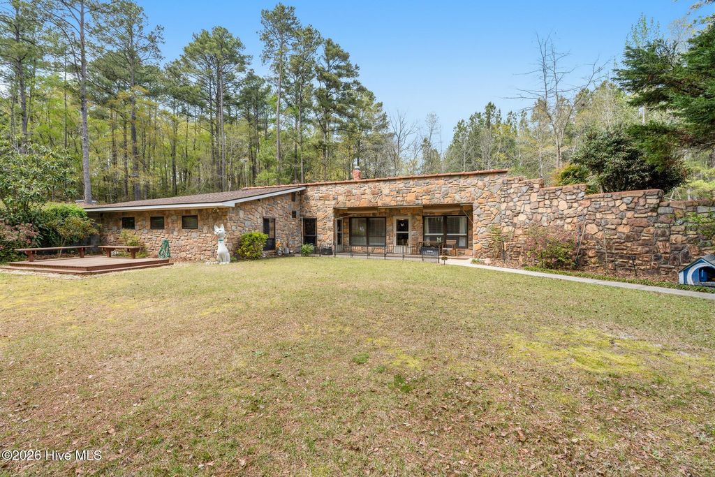 Photo of 194 Poole Road, Rockingham, NC 28379 (MLS # 100564482)