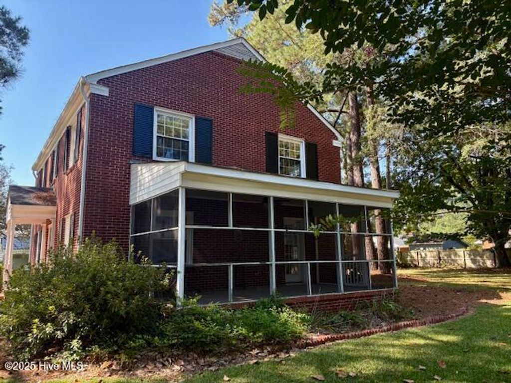 Photo of 1404 Carey Road, Kinston, NC 28501 (MLS # 100529539)