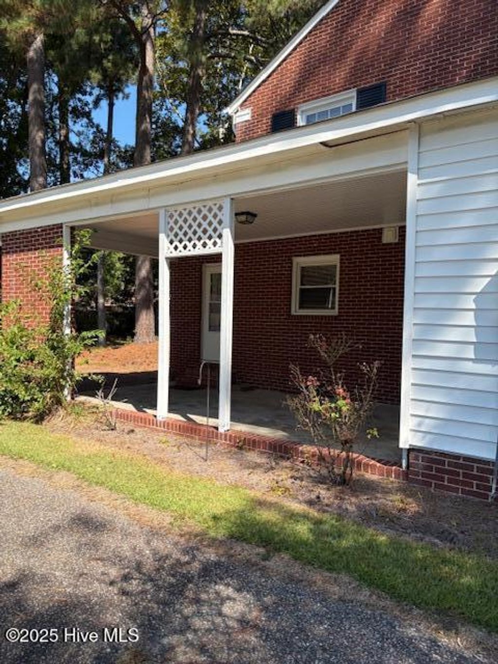 Photo of 1404 Carey Road, Kinston, NC 28501 (MLS # 100529539)