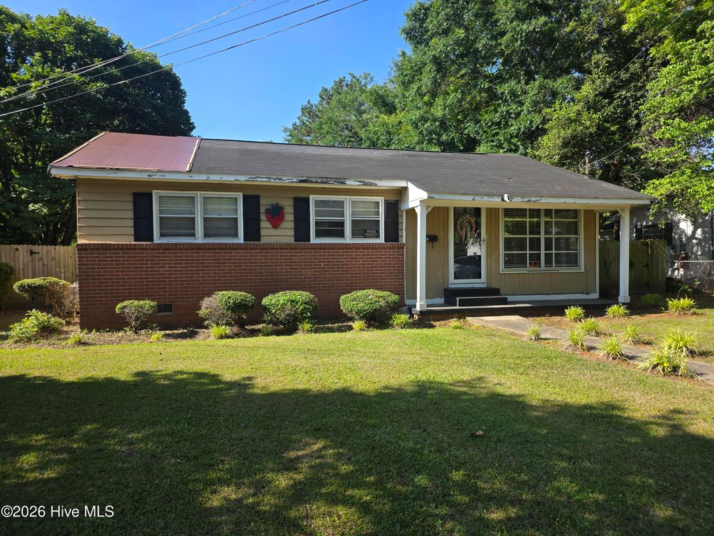 Photo of 110 E Holland Street, Chadbourn, NC 28431 (MLS # 100578238)