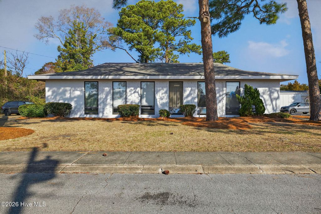 Photo of 1901 Kent Street #Units J, Wilmington, NC 28403 (MLS # 100559770)