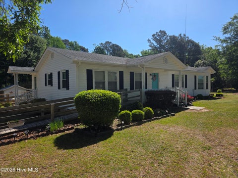 Homes For Sale - 1500 Microwave Tower Road<br/> Roseboro, NC 28382