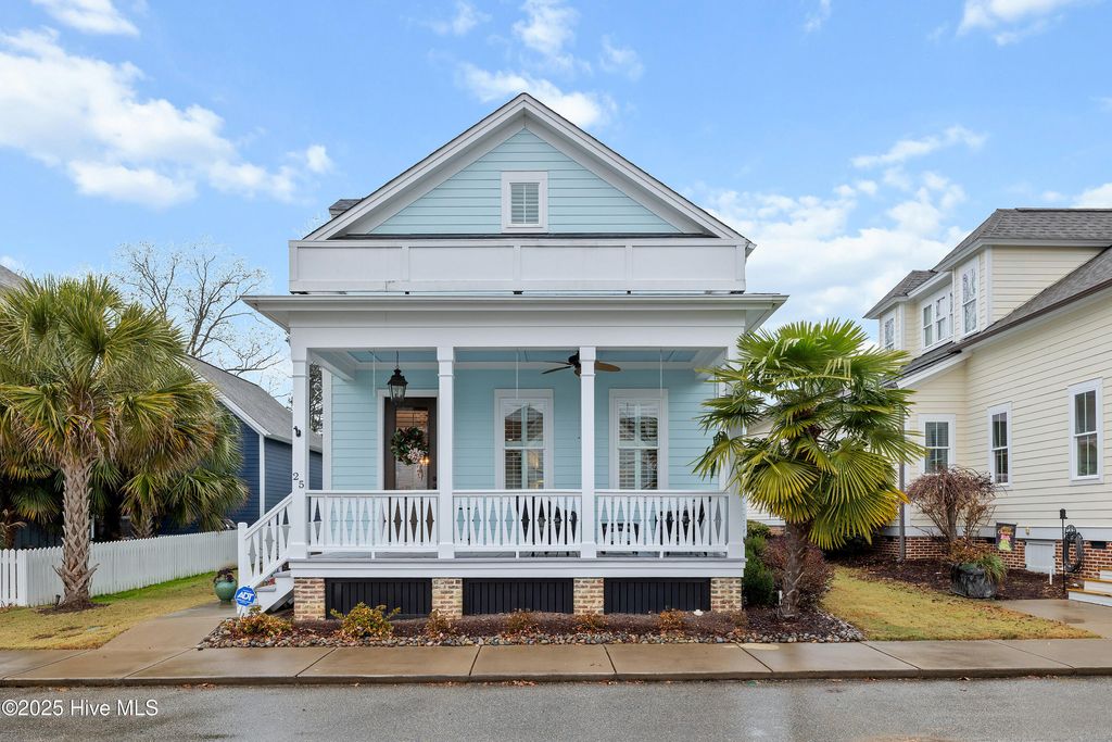 Photo of 25 Oglethorpe Avenue, Clayton, NC 27527 (MLS # 100545271)