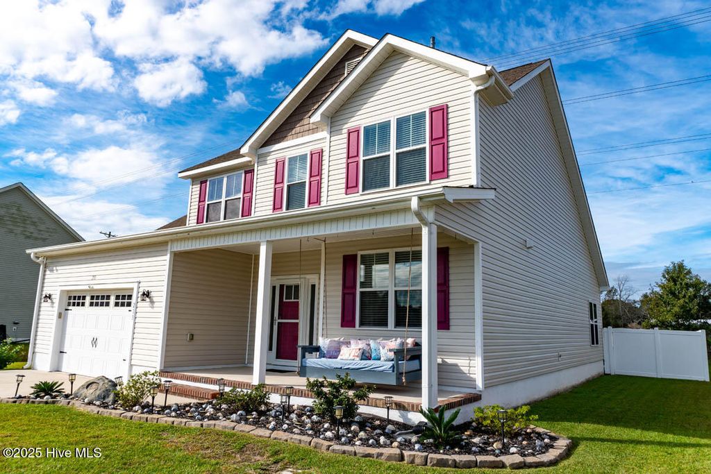 Photo of 213 Echo Ridge Road, Swansboro, NC 28584 (MLS # 100538020)