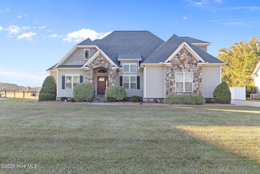 Photo of 205 Summerfield Drive, Pikeville, NC 27863 (MLS # 100613111)