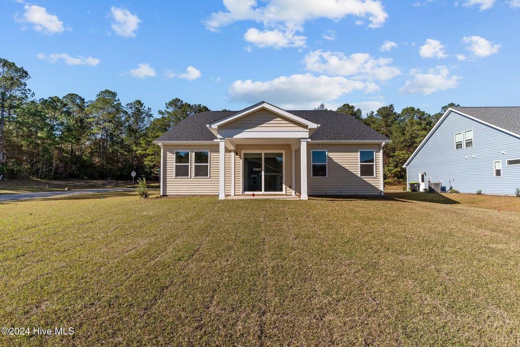 Photo of 607 Ashvale Lane SE, Bolivia, NC 28422 (MLS # 100464242)