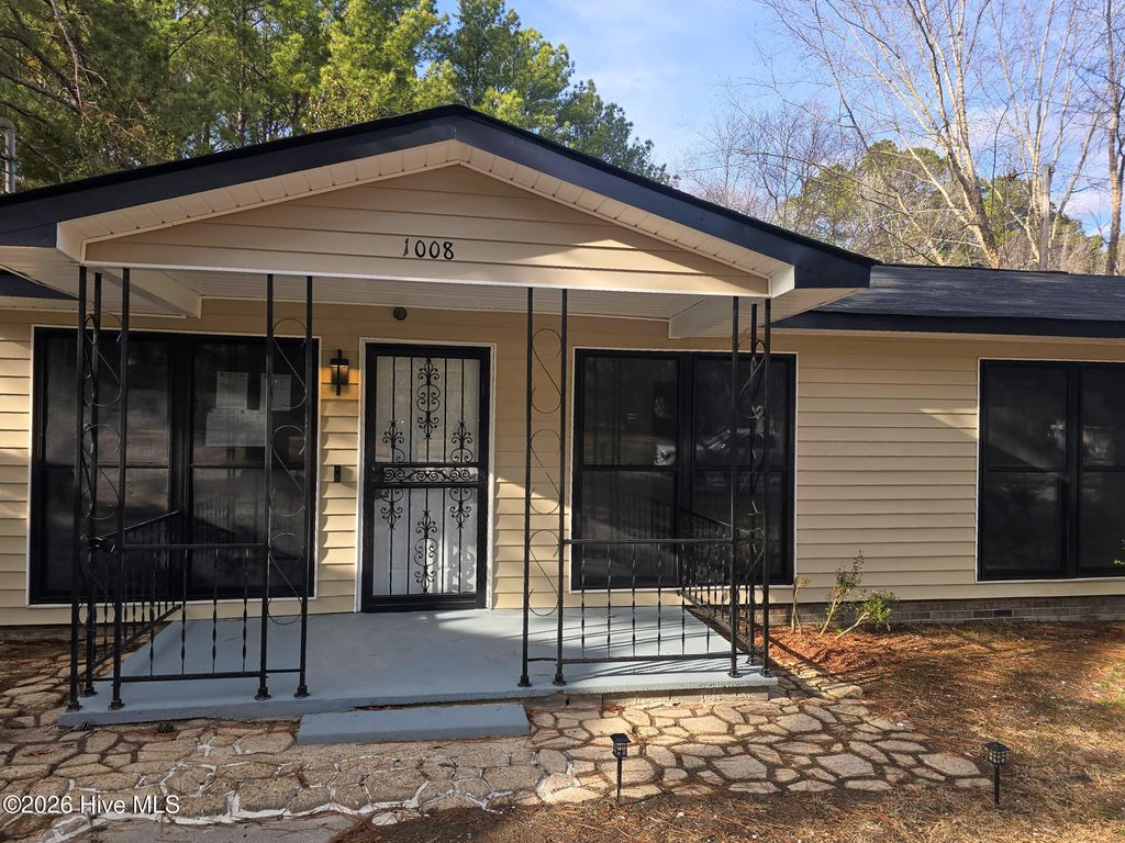 Photo of 1008 Elm Street, Tarboro, NC 27886 (MLS # 100556899)