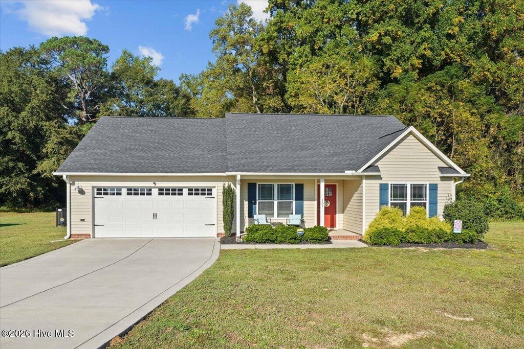 Photo of 157 Goose Creek Circle, Dunn, NC 28334 (MLS # 100611433)