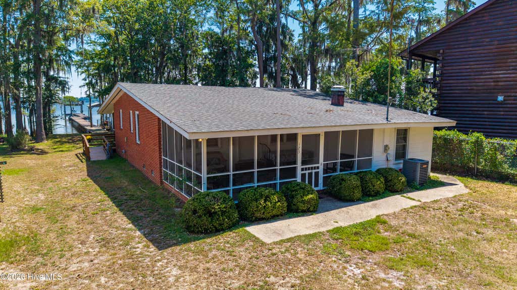 Photo of 123 Clinton Road, White Lake, NC 28337 (MLS # 100588346)