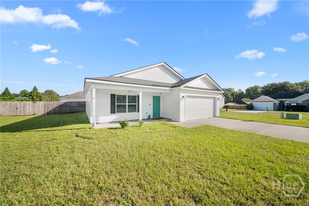 Photo of 115 Auburn Circle, Glennville, GA 30427 (MLS # SA365014)