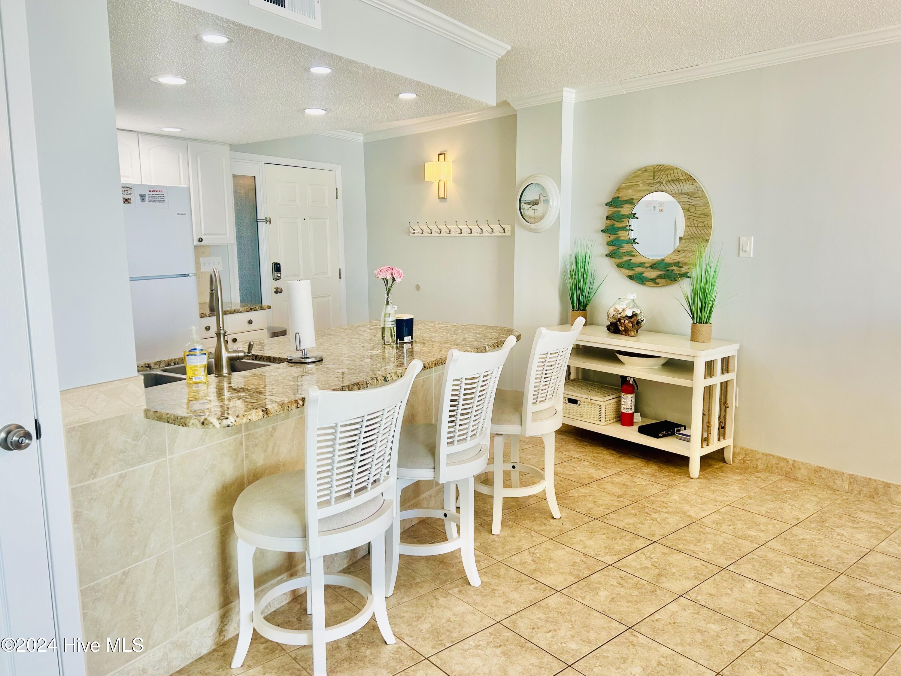 2000 New River Inlet Road 2507