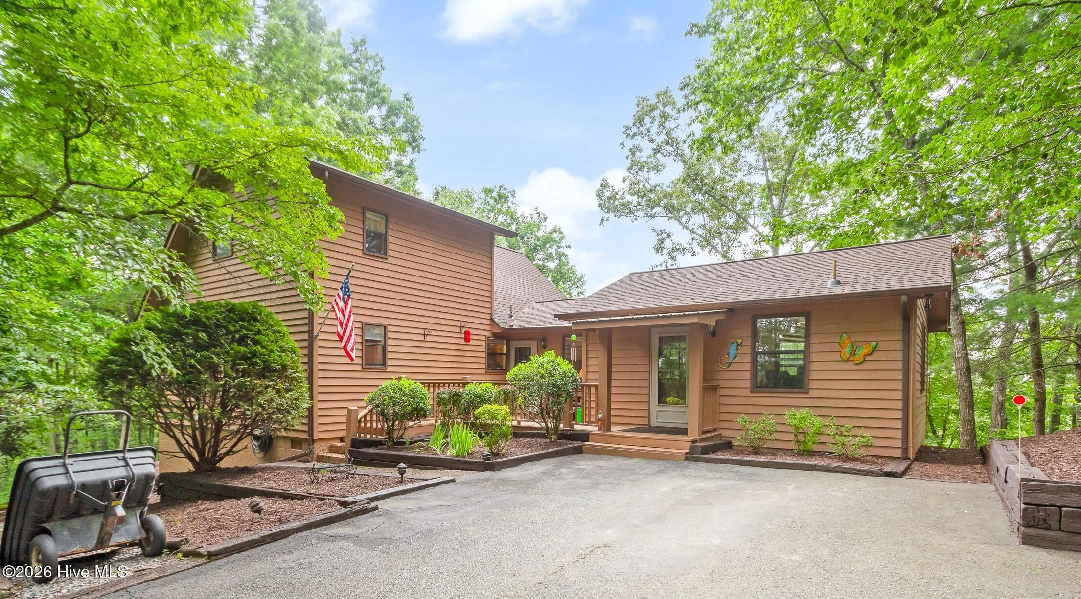 620 Cardinal Road